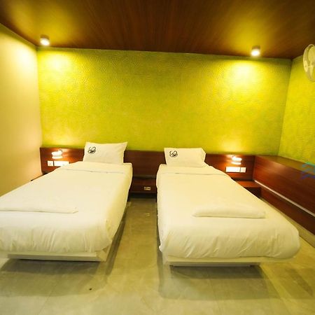 Hotel Bigmall Residency Kannangad Exterior foto
