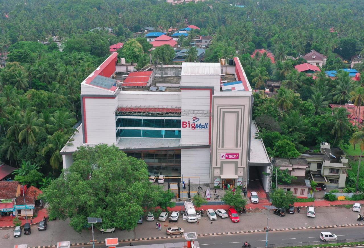 Hotel Bigmall Residency Kannangad Exterior foto