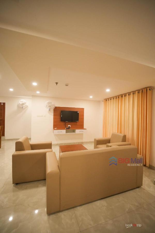 Hotel Bigmall Residency Kannangad Exterior foto
