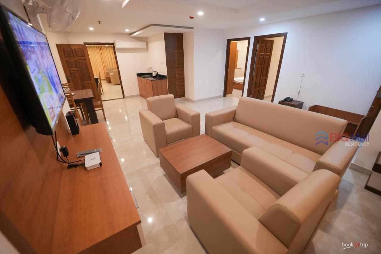 Hotel Bigmall Residency Kannangad Exterior foto